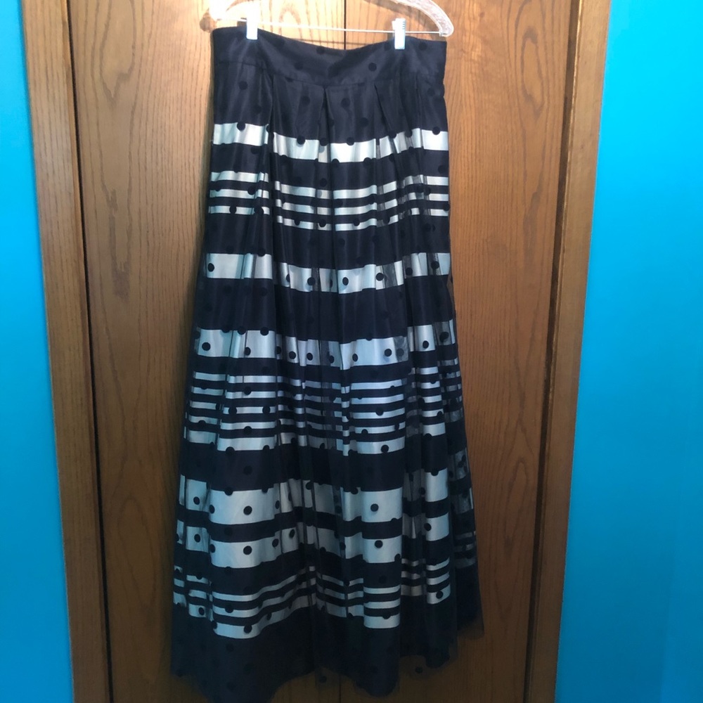 Navy and White Ball Skirt.